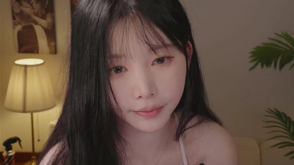 ASMR .Yoonying 大都市理发店（中文字幕）